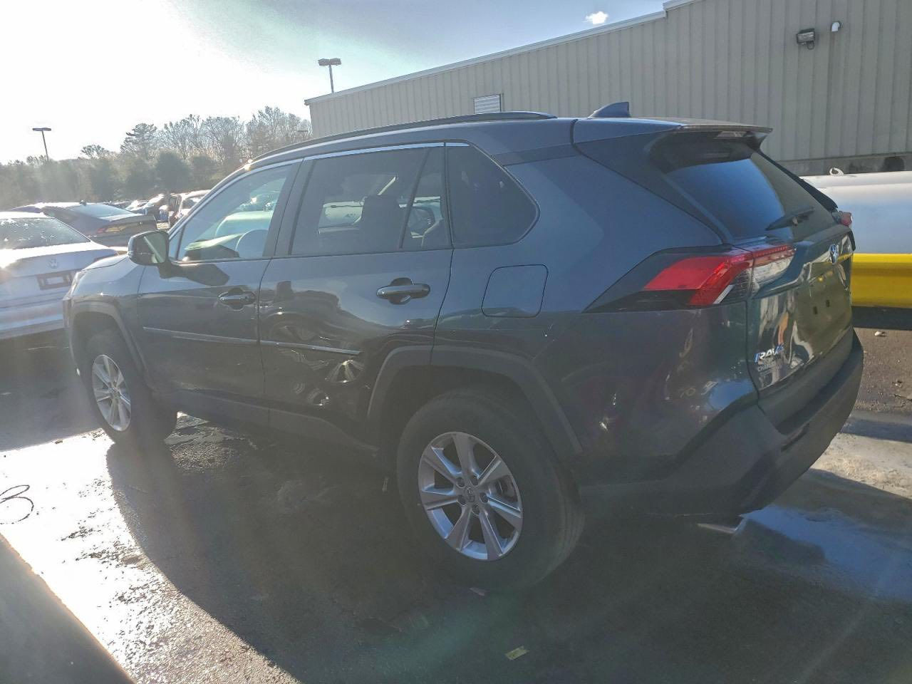 2024 TOYOTA RAV4 XLE

*********** :📞 
*********** :📞
السعر :  يحدد حسب مزاد
تاريخ المزاد :   1/15 يوم الخميس  
الضرر : حسب الصور المرفقة 
بيع وشراء كتب شهداء 
شراء سيارات تحت الموديل لمن لديه كتاب ضباط 
لو كتاب دبلوماسي 
بالامكان ادخالها بكتاب ذوي الشهداء باعفاء كمركي مع اعفاء الرقم 

🔺نتكفل بالسيارة لحين وصولها 
🔺اي استفسار مراجعة المكتب 
🔺 اوقات العمل كل ايام الاسبوع من الساعة ال 5 عصراً ماعد يوم السبت و الاحد عطلة المزاد
🔺 عملنا شراء السيارات من المزادات الامريكية والكندية
🔺لدينا تقرير Carfax مجاني لفحص السيارة قبل دخولها المزاد 
🔺 نشحن من جميع الموانئ الامريكية والكندية وبأسعار شحن تنافسية 
🔺نشحن الى دبي و عمان و البصرة و كردستان و تركيا  
🔺لدينا ورشة تصليح في دبي 
🔺لدينا معقب لتخليص السيارات (حرة او معوقين او ذوي الشهداء ) و ايصالها الى الزبائن
📍العنوان : موصل حي الوحدة مقابل معهد صناع الامل 
🔺اوقات الدوام من 4 عصراً وحتى ال11 ليلاً كافة ايام الاسبوع 
☎️ للاستفسار الاتصال على الرقم
م.علاء ابو فهد 
 
*********** :📞 
*********** :📞 ￼
