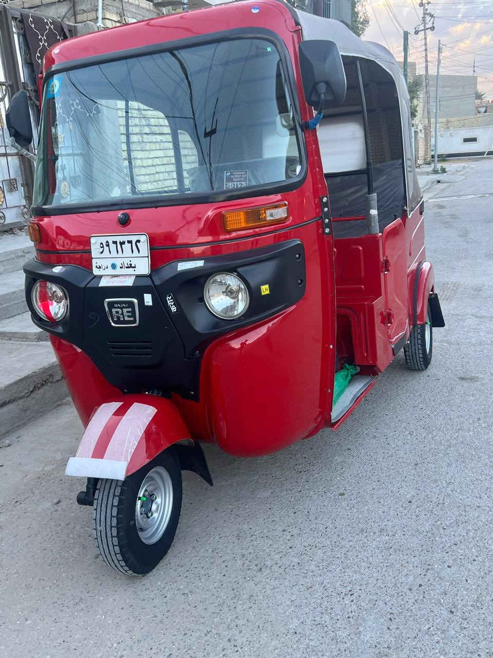 سلام عليكم تكتك للبيع ٢٢مكان ابو دشير كفاله عامه سعر 11 بيه مجال***********
