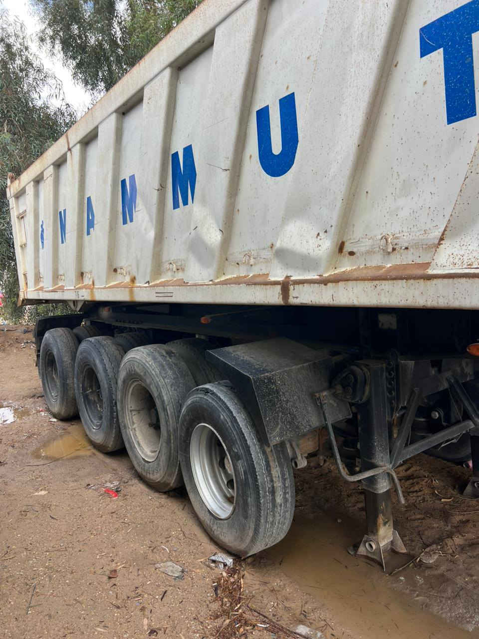 سلام عليكم عربانه ماموت اربع دناكير
حداديه تخم تاير كهرباء هواء كله شغال سعر ١٧٥ 
رقم تلفون *********** المكان بابل حصوة
