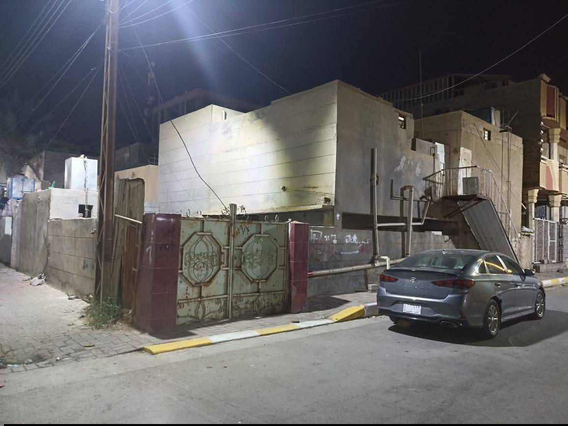 السلام عليكم يوجد بيت للأيجار في التأميم 8شباط قرب محلات كشخه خمسه قرب شروق محلات عمار الراوي يحتوي على غرفه وصاله ومطبخ وصحيات دوانيه سعر الإيجار 250 مكلف بالنشر عماره بصفه بيت شقه طابق ثاني نضيفه ومرتبه للايجار 
الاستفسار واتس اب ***********
