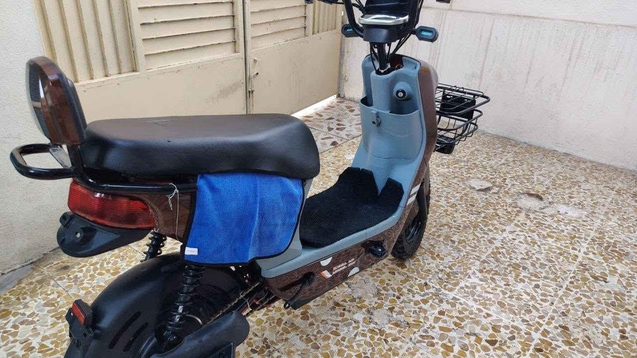 السلام عليكم ماطور زيرو مستخدم شهر واحد  كوريا ام VIP
الملف 1200W

البطاريات حالتهن ممتازه

كير ار رجوع للخلف

يتحمل وزن 150KG

المكان الموصل حي الانتصار
استفسار على الارقام التاليه
***********
***********
