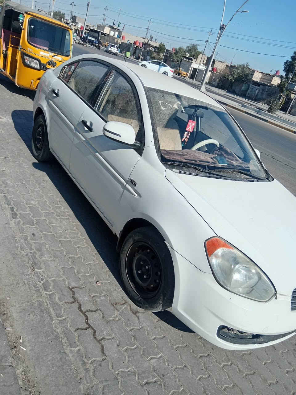 اكسنت موديل 2011 رقم بصره الماني
رايدها 75 مكاني حيانيه
ما متواجد عل فيس ***********
