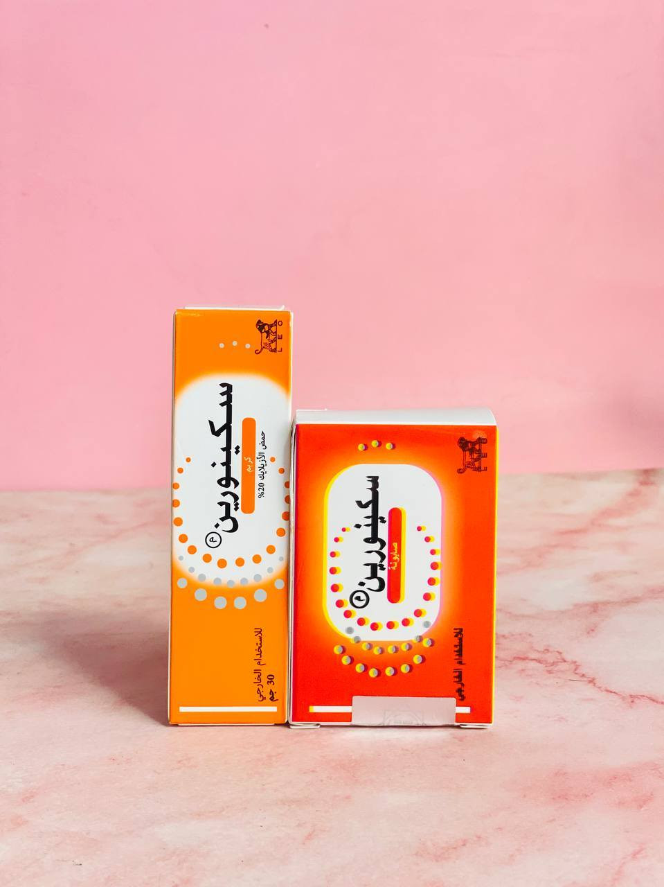 Skinoren🧡سكينورين
صابونة ومقشر من سكينورين الغني عن التعريف 💥😍

تركيبة حمض الأزيلايك 🧡 تقشير خفيف للبشرة و تجديد للخلايا

يزيل التصبغات و آثار الحبوب و الندب و يفتح و يوحد اللون🧡
يعالج و يمنع ظهور الحبوب و الرؤوس السوداء و البيضاء✅😍
يطبق مرة مساء مع غسيل الصبح و استخدام مرطب نهارا و واقي شمسي عند التعرض للشمس 

 المنشأ  ايطالي 🇮🇹🇮🇹


**إذا كنت صاحب هذا الإعلان وتريد حذفه لأي سبب، رجاءا أرسل رسالة إلى الدعم الفني**