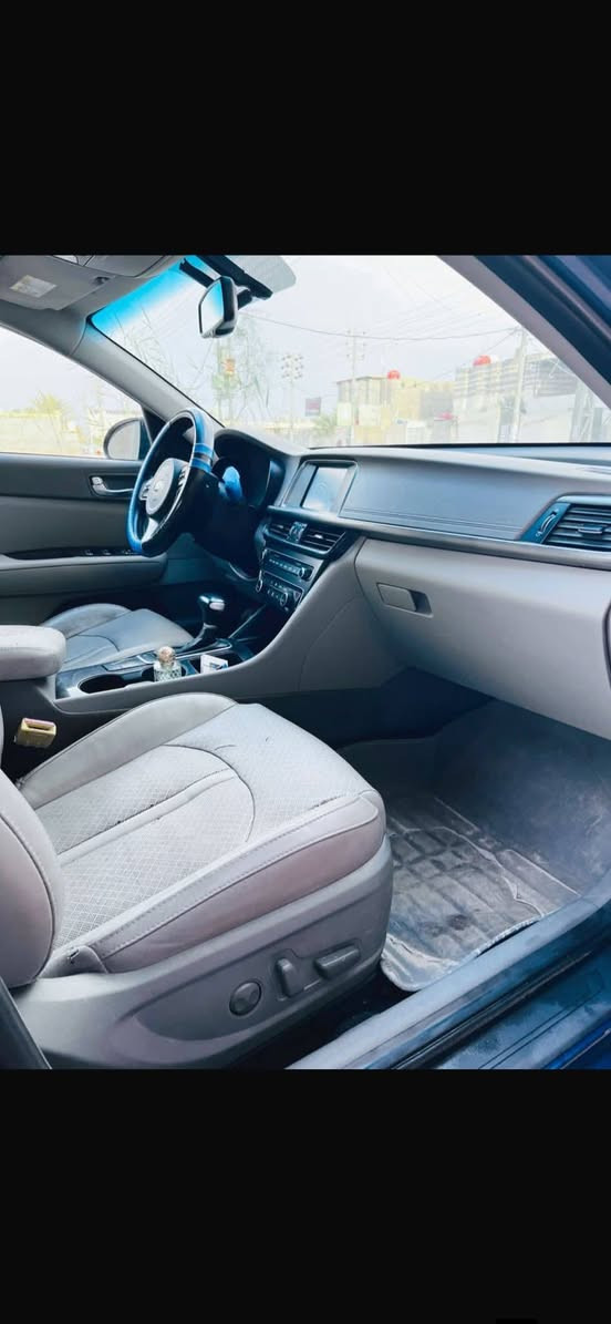 السلام عليكم
من رخصة ادمن الكروب

كيا اوبتيما ٢٠١٨ رقم واسط وارد امريكي

ماشية ١٠٠الف ميل قابل للزيادة

سيارة نظيفة وضررها   تعديل وصبغ جاملق وبنيد فقط

مكانها واسط / قضاء الحي 

سياره جديده جداا سليمه فول مواصافات

السعر ١٣٠$  بيه مجال قليل جدا حق الجيه تقديري واحترامي للجميع


**إذا كنت صاحب هذا الإعلان وتريد حذفه لأي سبب، رجاءا أرسل رسالة إلى الدعم الفني**