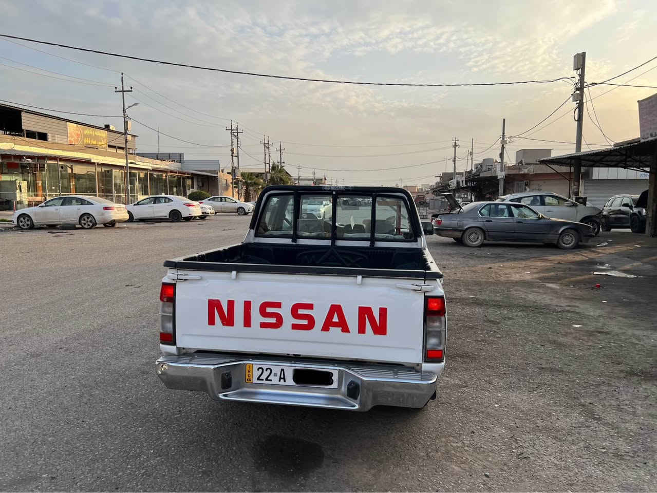 پيكاب نيسان ياباني ئه سلي مؤديل 2009 بئ سبوغه پشتوپيشي كه پسه بئ لئدانه چارجئي سارده كوته مه چينه ي كه پسه ونه كرايته وه ،سه نه وي نوئيه تا 2030... ره قام مو بايل.  *********** أربيل, العراق
