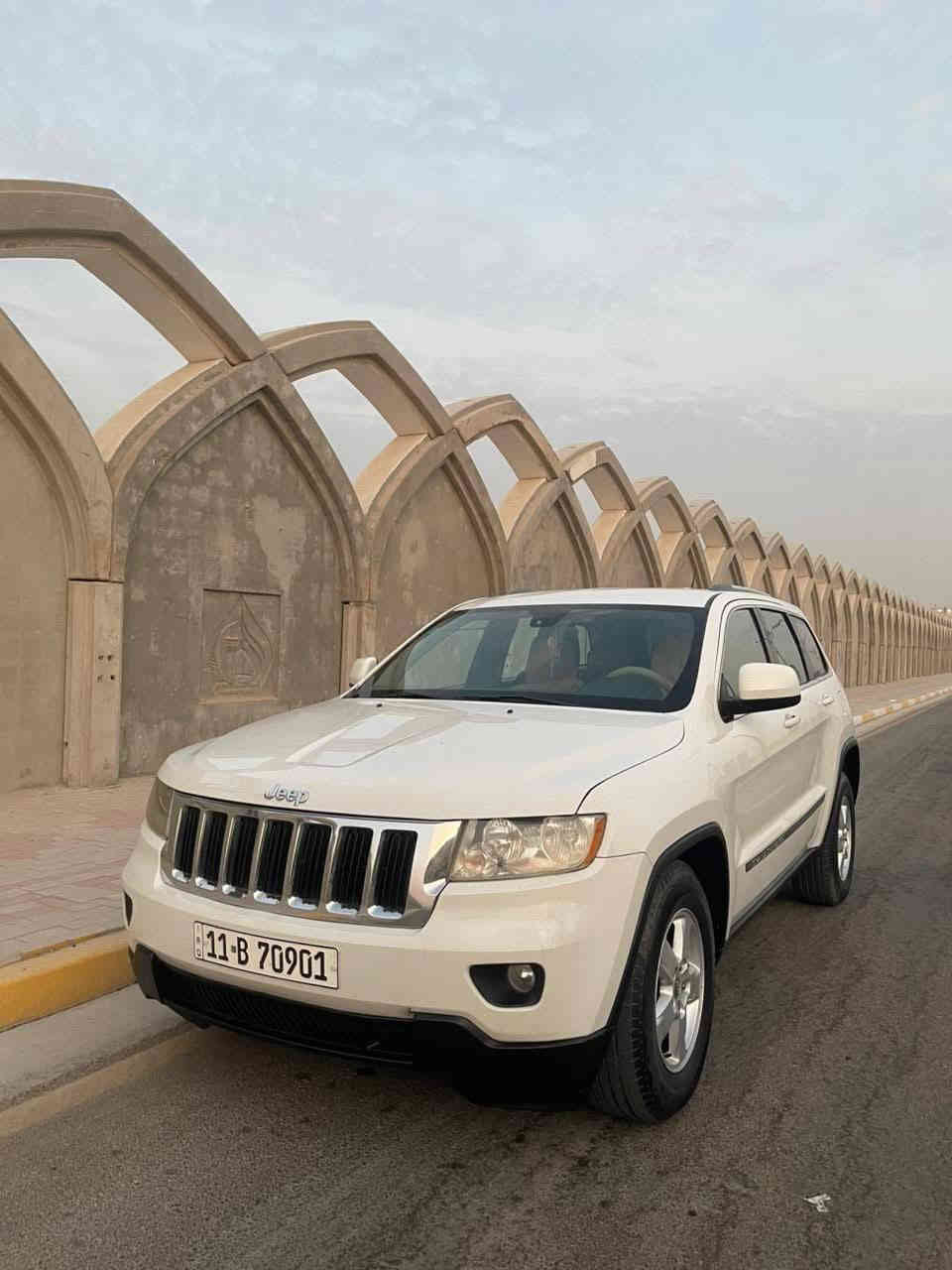 Jeep Grand Cherokee
سلام عليكم

لون ابيض 
٣٦٠٠
كشنات مخمل 
تحكم ستيرن 
كروز سرعة
لايت زنون 
رقم بغداد بأسمي تحويل ثاني يوم 

مكاني كربلاء حي الإطارات قرب تقاطع الميلاد 
السونار بالمنشور 
***********
***********
ابو نرجس 

‪ 
……………بدون مراوس بيع فقط……………
