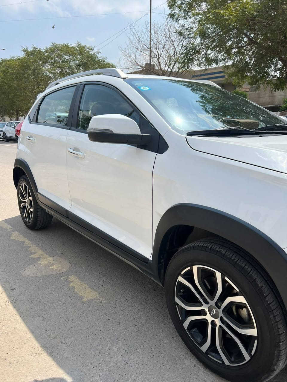 موديل 2018 تيكو 2 برو
محرك 1500 تيربو سبورت 
89 الف ماشية 
سيارة مابيهة قطرة صبغ وجدآ نظيفة مكفولة من الدعامية للدعامية 
سيارة بأسمي وتحويل ثانيوم ورقم جديد وسنوية جديدة 
مكاني المنصور/***********
غير متواجد على النت
