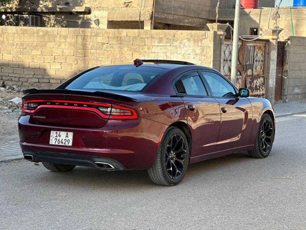 جارجر 2017اصل sxT وارد امريكي  فول مابيه نقص مواصفات 
فتحه سقف
تشغيل عن بعد
خزن في الابواب
مانع انزلاق
تدفئه تبريد مامي خلفي 
كير طياره وبعد بيه هواي مواصفات
سياره بسمي تحول ثاني يوم رقم الجديد دولي سنويه 2030 تقرير سرقه كشنات بيه باب بدل بدون صبغ ونفس الباب بي شخط مكحل سعر 199رقم ***********مكانب بصره ابو الخصيب البصرة, العراق
