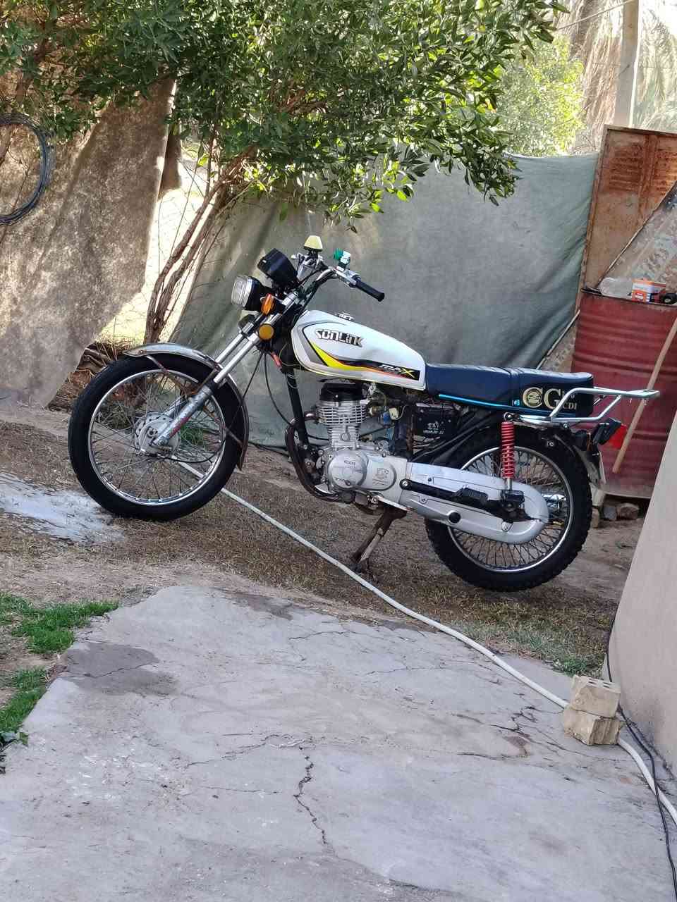 سلام عليكم اخوان دراجه للبيع 2018 كهربائيات شغاله تايرات نضاف محرك مفتوح دراجه خير من الله بس شويه
الشاصي مايل سعرها 490 وبيها مجال مكاني بابل المسيب
يم سكت القطار قريبه عن محطة وقود السلامين للاستفسار الاتصال على الرقم ***********
