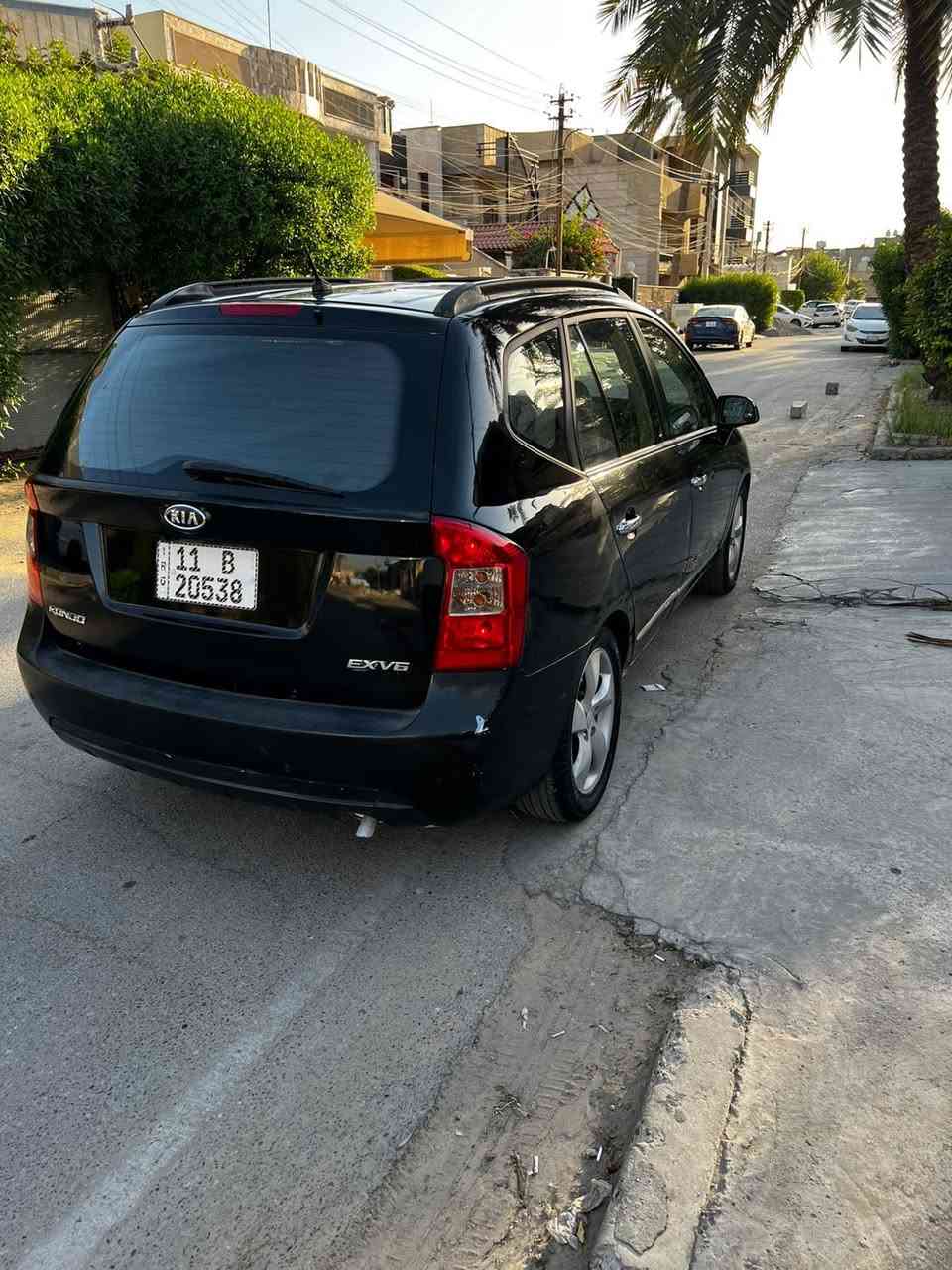 السلام عليكم
للبيع كيا راندو 
موديل 2007
رقم بغداد دولي باسمي  
حادث جاملغ امامي بدون دواخل 
بدون ايرباك بيها صبغ فقط الجاملغ 
السيارة بدون اي جراد 
ماشيه 150 
فول مواصفات 
تحكم ستيرن 
كروز سرعه 
سلايت 
تبريد ثلج قطعتين 
محرك كير مكفولات 
محرك 2700 سته سلندر شاده جديد 
صدر تمام 
تخم تاير جديد 
ويل حجم 17
السعر 86 وبيها مجال 
مكان السيارة بغداد حي الجامعة 
***********
