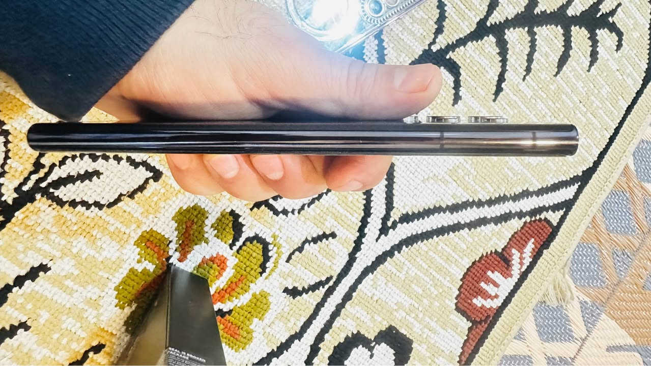 ‎السعر 650شرق اوسط اس 22 الترا المكان بغداد الحسينية الاتصال ***********‎ بغداد, العراق
