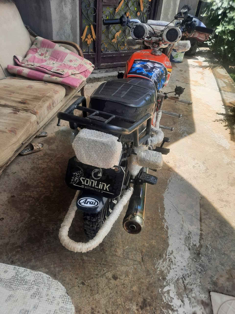 سلام عليكم سيفان ٢٥ دراجه مكفوله من كلشي بصمه تشغيل عن بعد اوراق كامله سعرها ٧٢٥ وبيهامجال حك جيك مكاني ديالى خالص هبهب ***********

