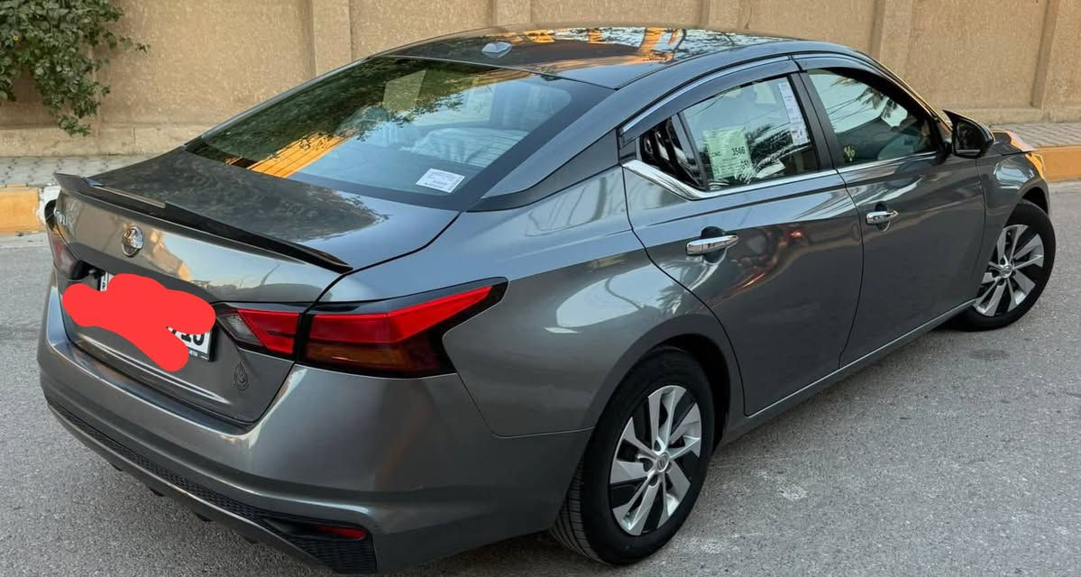 السلام عليكم شباب نيسان اليتما 2020للبيع 
فول موصفات عدا الفتحه كشن كهربائي تدفئه بل كشنات رادارامامي خلفي بصمه تشغيل عن بعد كشنات جلد شاشه كبيره بيها هواي موصفات مكينه 2500تنفس اصطناعي حادثها كلش بسيط جدا بدون دواخل لغد شاصي بدنه مكفوله حادثها موجود بل منشورسياره رقم اربيل صارشهر من ماحوله هزه اوفحص بيها ميحتاج للشراي كبل ايحول بدون حجز السعر144ابوبيها مجال قليل مكاني ديالى بعقوبه ***********
