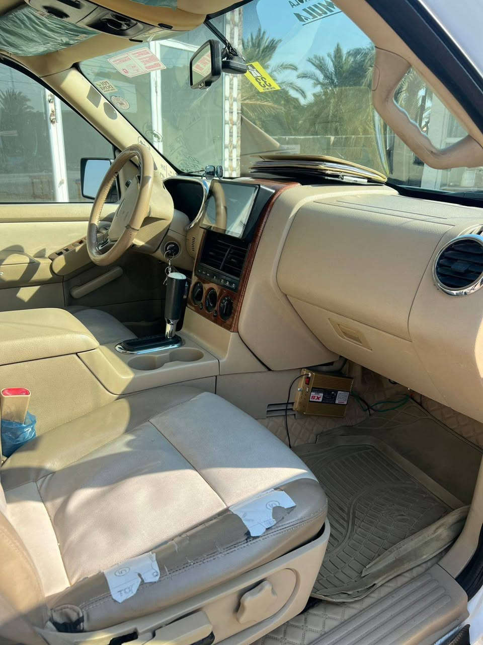 السلام عليكم
فورد اكسبلور 2007  

كفاله عدا الجاملغ جهة السائق مصبوغ 

تبريد شغال كشنات منفصل داخل بيجي 

فتحة سقف  ومداور ثاني يوم السياره خير من الله 

السعر 110 وقابل للتفاوض

 مكاني الديوانية 

***********
