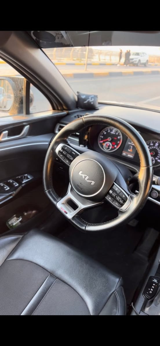 كيا كي فايف جيتي لاين 2022
رقم اربيل

لون /سمنتي 

حجم المحرك 16T

ماشي / 97 كيلو متر

ضرر / جاملغ خلفي ربع رش معبارد باب

بدون بانوراما /مواصفات/تحديد مسار/ تثبيت سرعه/مانع انزلاق/ رادار امامي /كشن جلد اسود / تشغيل عن بعد / بصمتين / شحن لاسلكي/ 4 وضعيات قيادة/  باقي المواصفات معروفة

سيارة باسمي تحويل ثاني يوم 

سعرها اتصل عل رقم 

***********

***********
