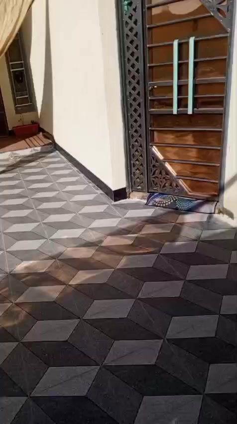 سلام عليكم بيت للبيع زراعي قريب جامعه ذي قار الباب الخلفي مساحه ٢٠٠بناء طابوك مسجل بلبلديه معامله اوصل غرفتين وصاله ومطبخ صحيات داخليه واستقبال وصحيات خارجيه كافه الخدمات قرب الشارع العام تبليط 
وت ساب ***********
