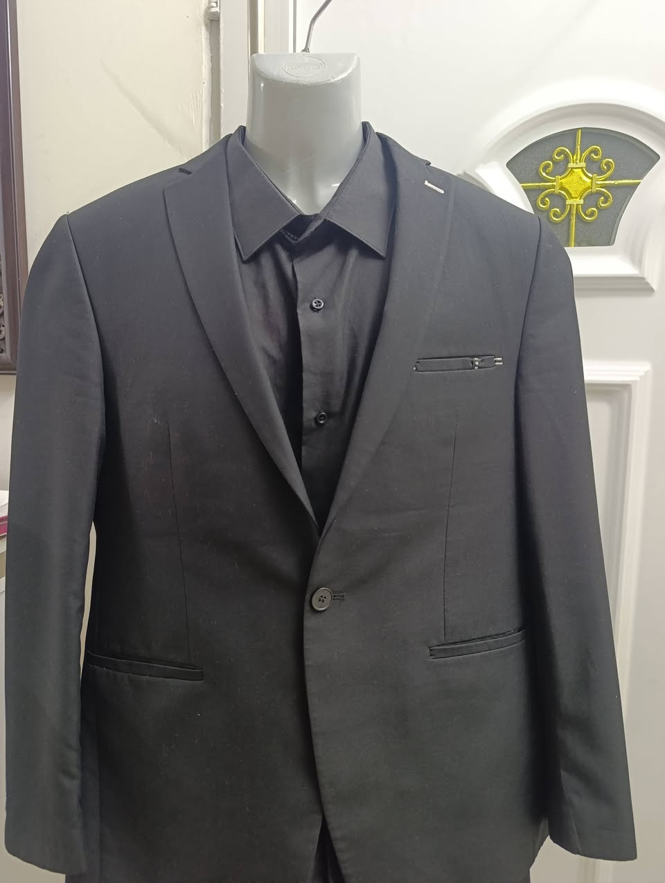 موجود مستعمل مره او مرتين
قاط رجالي اول وحده ستره فقط قياس 56 ب25 مع التوصيل
الثاني قاط  قياس 52 ب35 مع التوصيل
الثاني قاط ولا مره ملبوس نظيف جدا ب50 مع التوصيل
كلها اسود فاحم ورسميه والماركات واضحه بالصور


**إذا كنت صاحب هذا الإعلان وتريد حذفه لأي سبب، رجاءا أرسل رسالة إلى الدعم الفني**