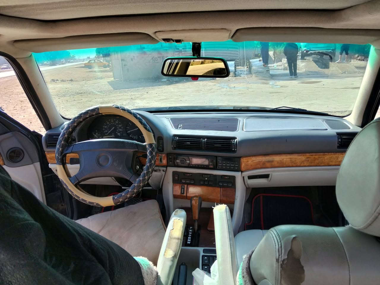 سلام عليكم BMW..735
V6محرك سياره نضيفه محرك خير من الله كير وحداديه 90% سياره غرفته نضيفه سياره نضيفه حيل كشر وعضمه فتحه سقف فول مواصفات سعره 58ورقه وبيها مجال مكان السياره بابل محاويل رقم راعيها ***********
