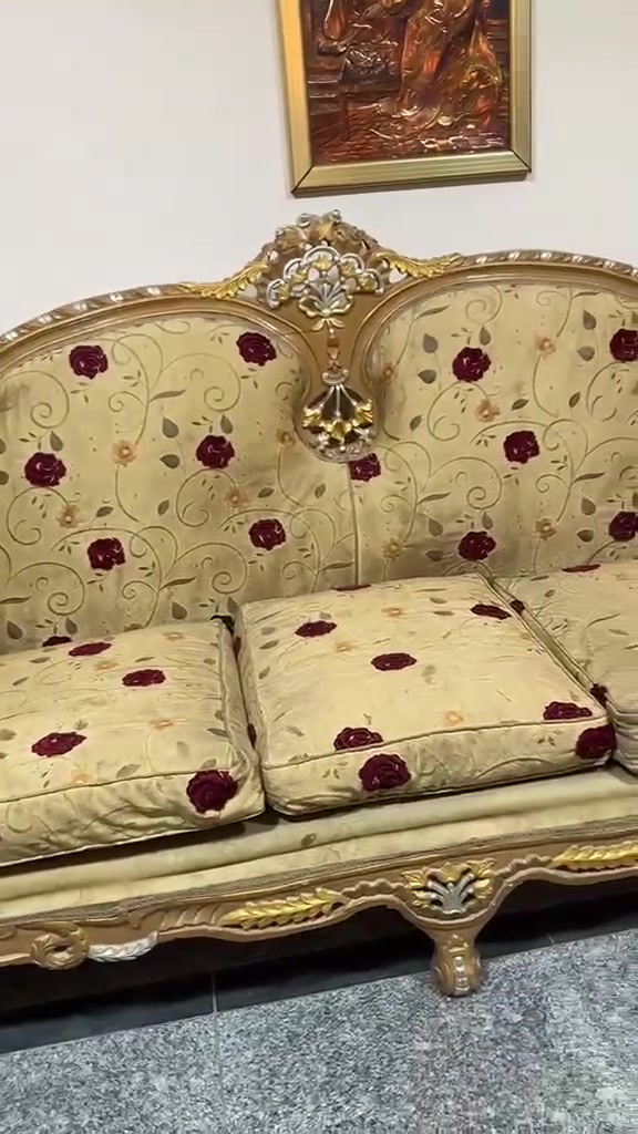 طخم مصري تكمة درجة النظافة 80 بالمية 
السعر مليون دينار


**إذا كنت صاحب هذا الإعلان وتريد حذفه لأي سبب، رجاءا أرسل رسالة إلى الدعم الفني**