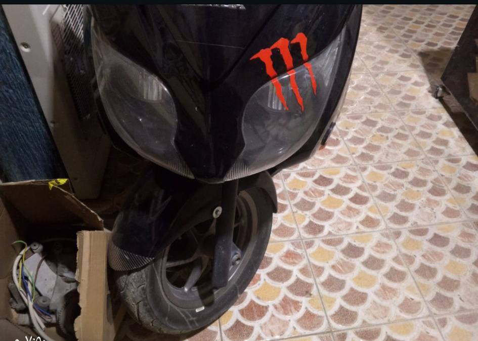 سلام وعليكم توفر ماسدات زوج كامل وجامه ناصيه نضيفات رقمي للحجز***********متوفر توصيل
