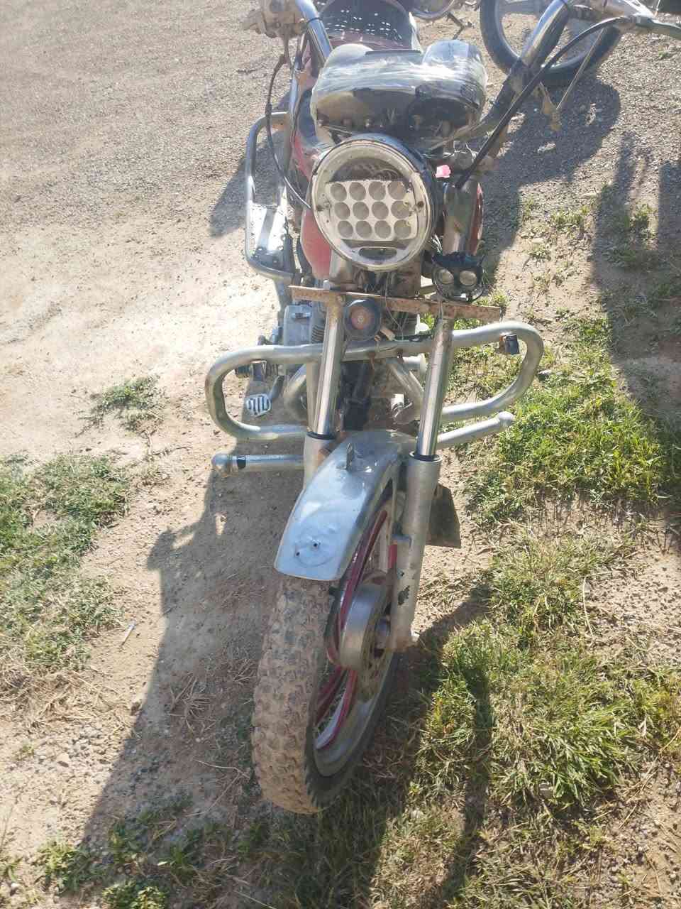 السلام عليكم يوجد موطور للبيع السعر 250المكان ناحية الزاب للاتصال***********
