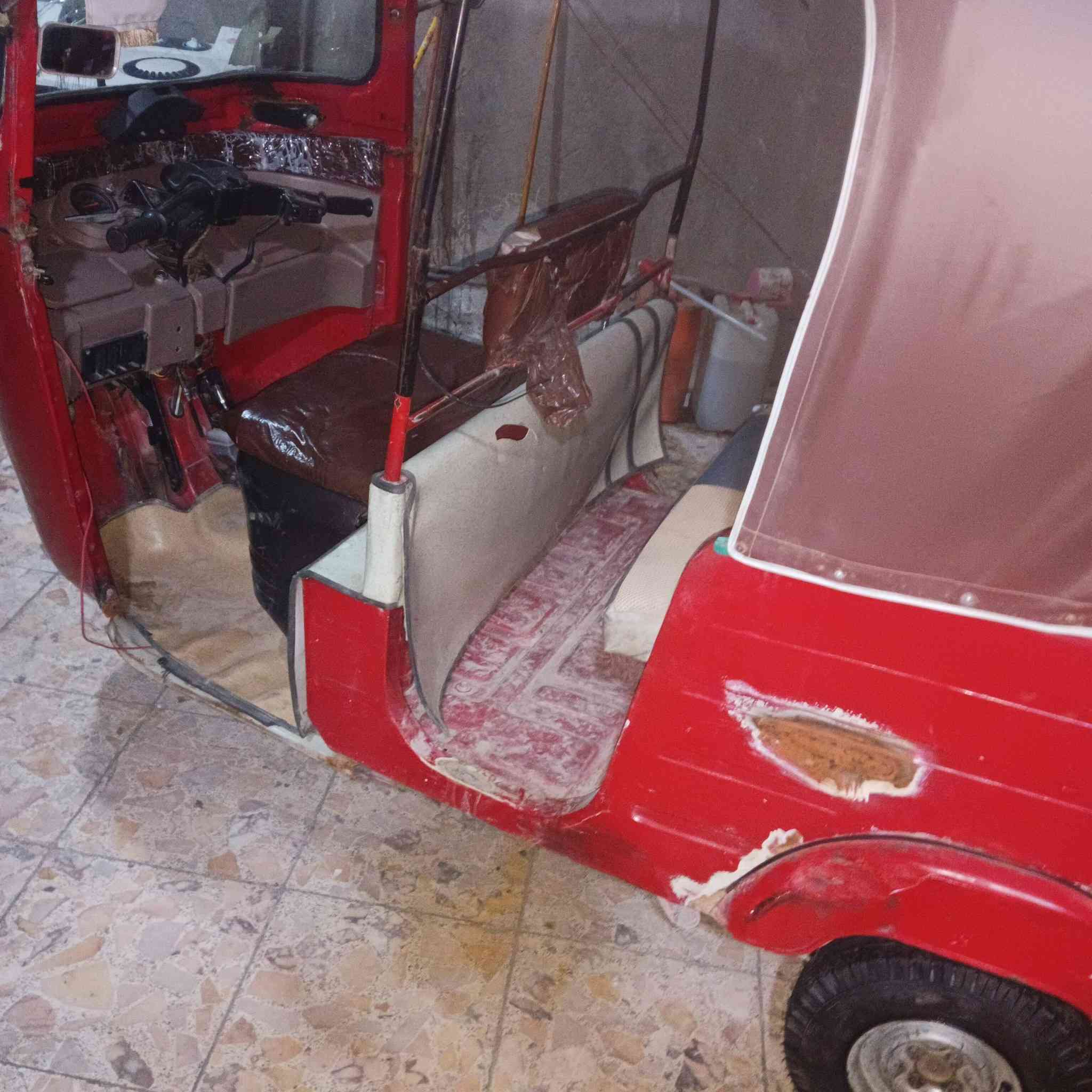 لبيع تكتك 2018 حلوة ونظيفه كبل لشارع مكينه 20 جديدة
اوراق كامله حتئ وصل المصطفئ  السعر 2900 وبيهامجال حك الجيه بغداد الحريه الدولعي رقمي *********** او *********** وبيه واتساب
