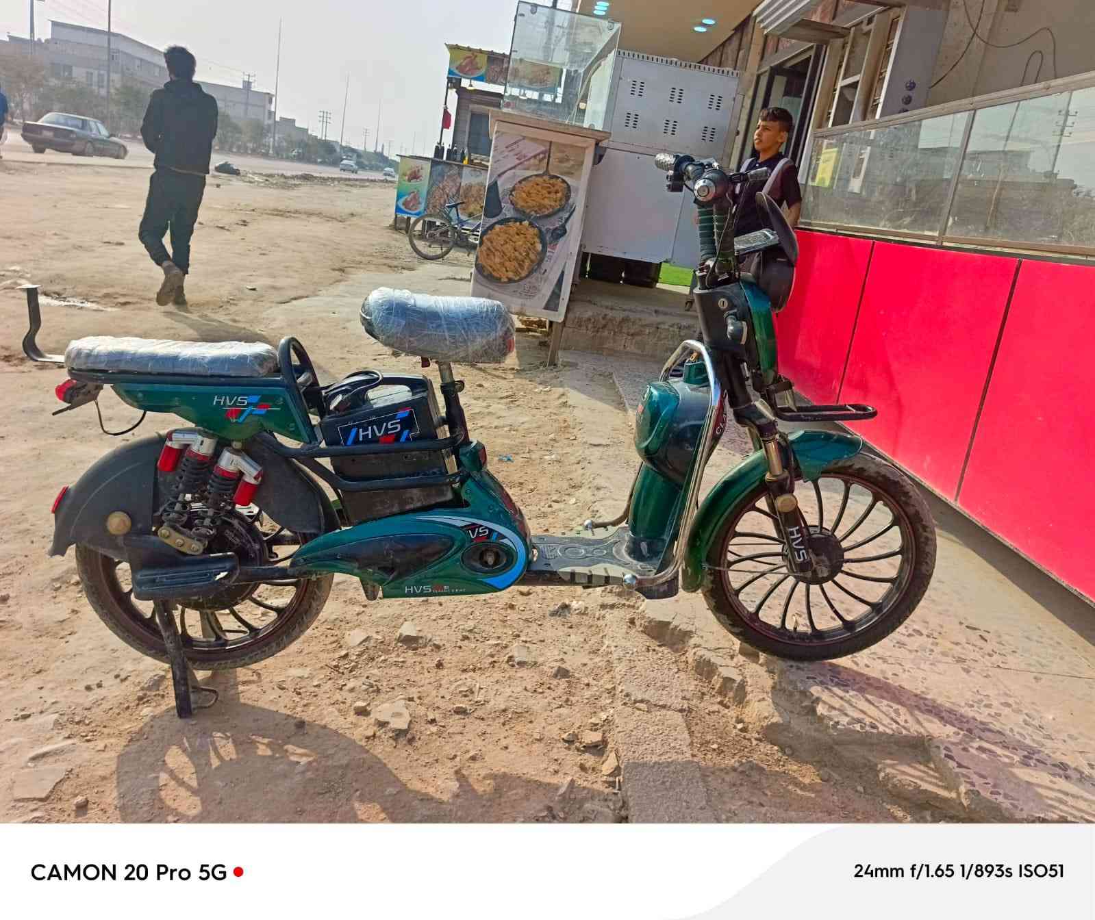 للبيع السعر 200وبيه مجال شراي تعال خاص


**إذا كنت صاحب هذا الإعلان وتريد حذفه لأي سبب، رجاءا أرسل رسالة إلى الدعم الفني**