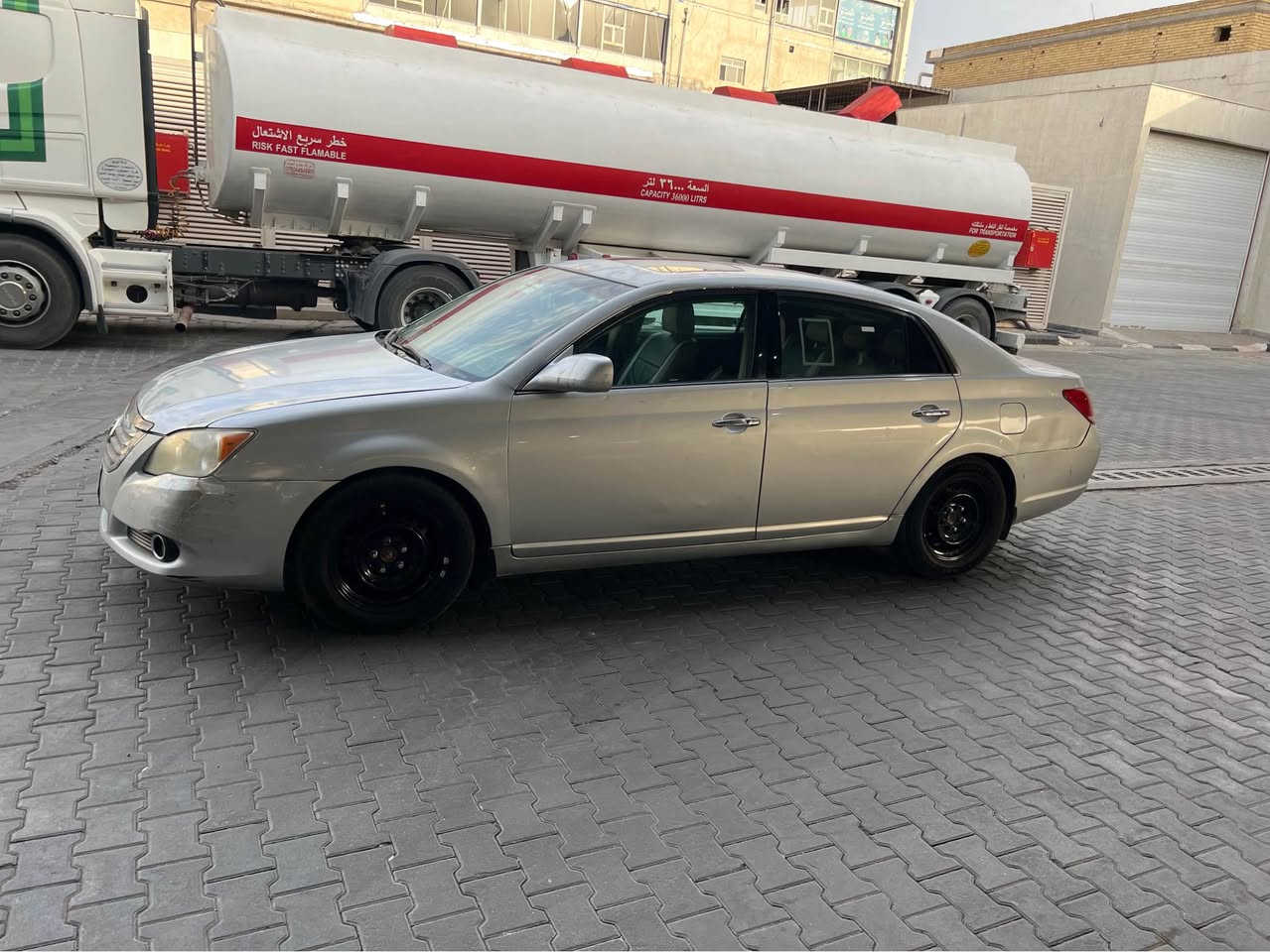🚗 للبيع: تويوتا افلون 2008 (وارد امريكي)
الموديل:2008
الفئة:XLE
المحرك: 3600 cc
اللون: سلفر
الوارد: امريكي
مواصفاة: كشنات كهربائيه تدفئه تبريد 
5 بصمات 
فتحه
حساسات خلفيه
كامره 
تبريد قطعتين 
سياره فول اعلى فئه 

🔧 الحالة العامة:

جاهزة للاستخدام مباشرة
حدادة: 80‎%‎
⚙️ الميكانيك:
محرك + كير + تبريد: كفالة
كهربائيات: كفالة (كلشي شغال)
🛠️ الملاحظات:
 قطعتين صبغ 

سنويه انتهت قبل شهر 

رقم رباعي 

السعر: 95 وبيها مجال 
العنوان: البصره الطويسه 
رقم الهاتف:***********
واتساب اتصال 
ملاحظه غير متواجد في الفيس بوك بيع فقط دون مراوس البصرة, العراق
