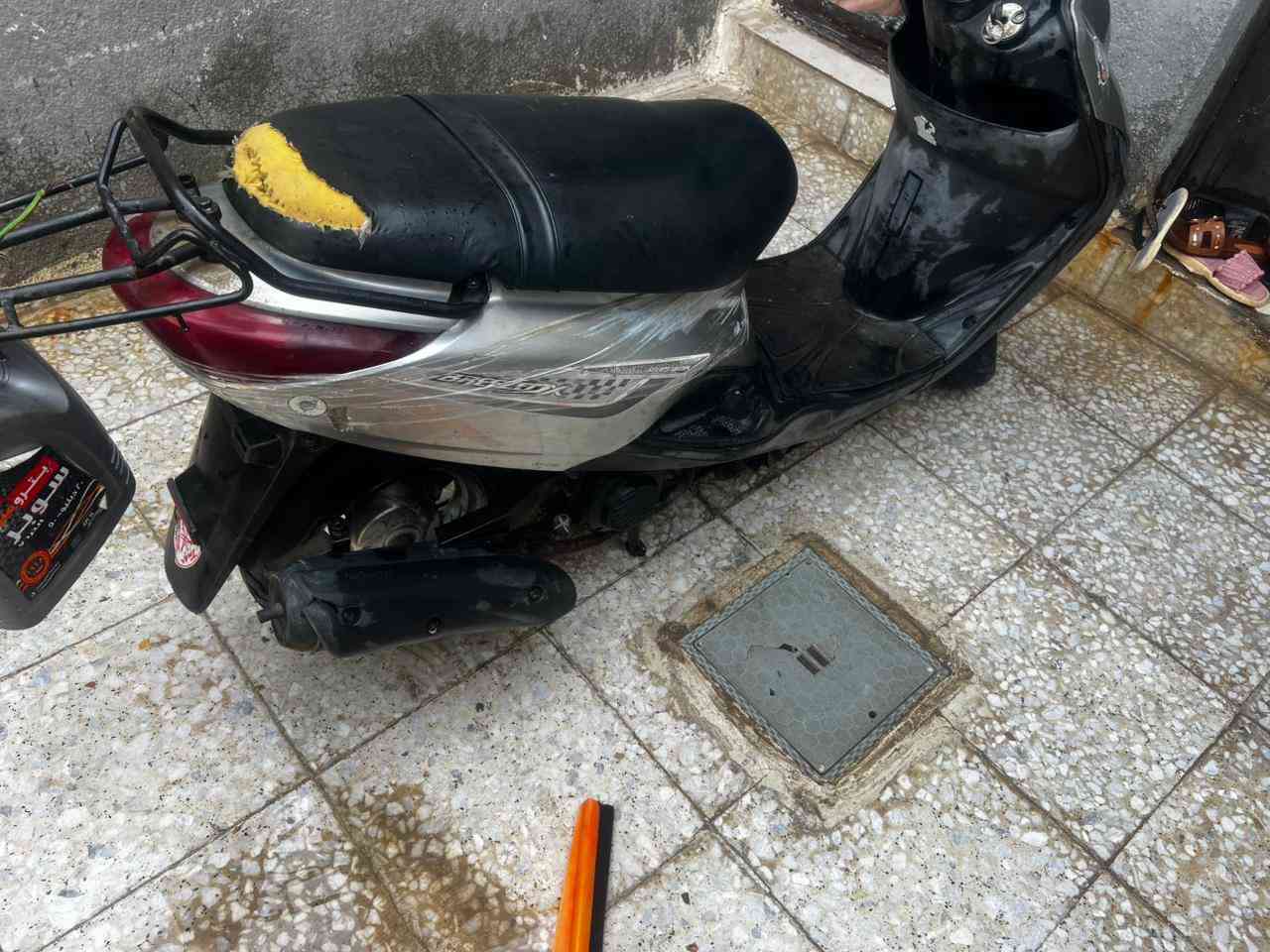 دراجه بريز للبيع العنوان بغداد الزعفرانيه السعر 450/ ***********
