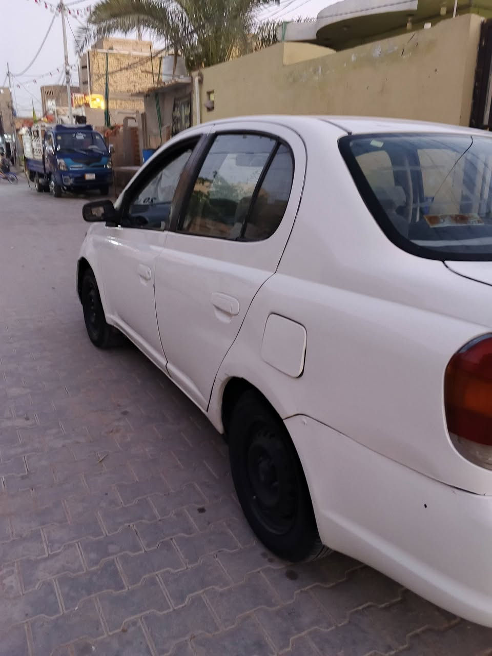 سلام عليكم 
كورلا ايكو للبيع 
كير اوتماتيك ..
المكينه بيه خيط بخار 
يسرا بلادي 
التبريد عوزه راديتر وغاز 
موديل 2001
السياره مصيوغه صبغ عام 
رقمهه بغداد الماني 
المكان النجف كوفه 
السعر 40
***********
