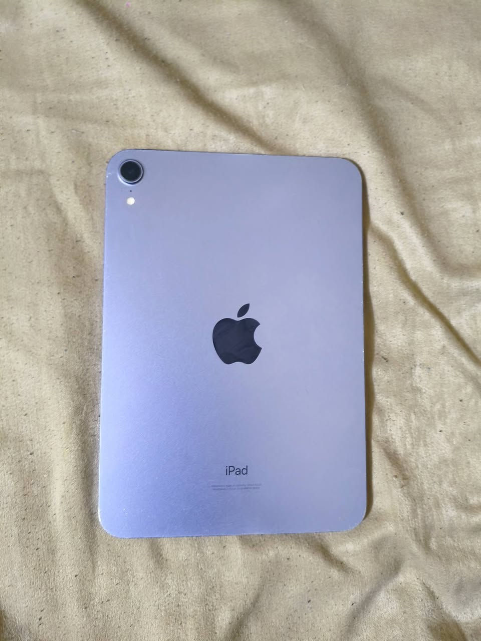 السلام عليكم iped mini 6 نظافه مالته 90٪ عيبه الوحيد كلبسات مال تعليه الصوت وتنصيه خربانه وشويه شخوط بل اطراف معالجه A15 Bionic مساحته 64 ورام 4 مرتب يفيد دراسه والعاب السعر 450 وبي مجال للتواصل ***********
