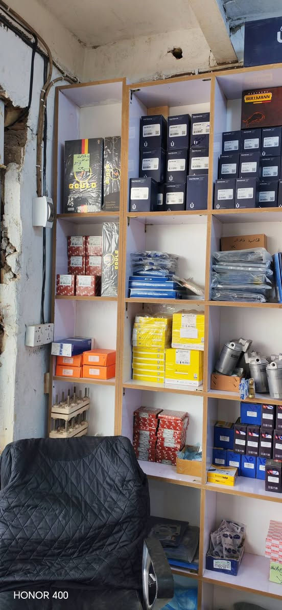 عله بركة الله تعالى تم افتتاح مجمع السوي في قضاء شطره في حي صناعي سيارات صغيره مجاور مرتضى ابو الكاورات القطع الغيار المعدات ثقيله  المولداد والسيارات
(سكانيه.  بركنز.     شفل صيني الجي)   بسعار مناسبه تواصل عله رقم ***********
