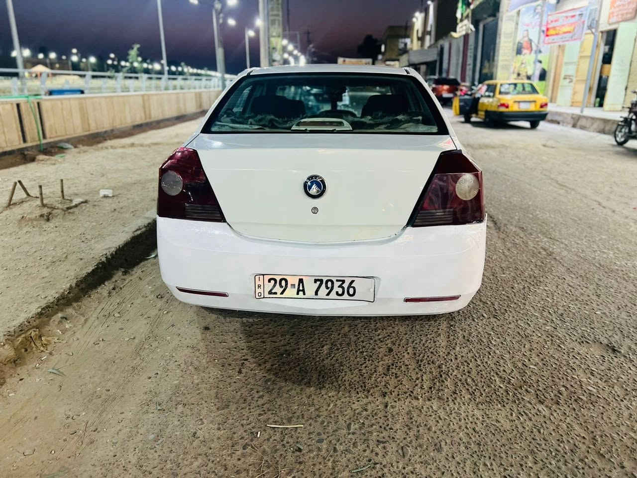 السلام عليكم سياره جلي ام كي موديل2012 مكينه كورولا1600 كير عادي رقم نكليزي كير ومكينه خير من الله لا تنقيص ولا تبخير تخم تاير حداديه زينه كهربائيات كلها شغاله تبريد عوزه غاز السعر30وبيها مجال للأستفسار*********** ناصرية, ذي قار
