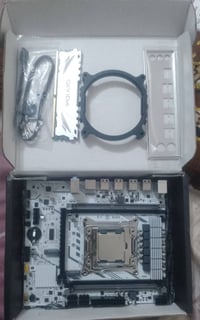Qiyida X99H5 • DDR4 ١٦جيجا ٢١٣٣ • E5-2630 V4