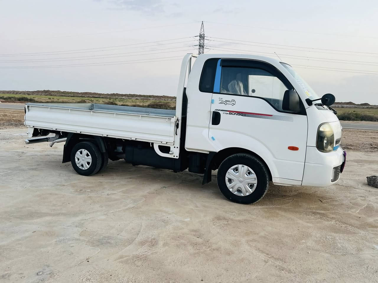 كيا تماتيك البيع دخول جديد مديل 18 بيه ارقام وسنويه ل29 مكفوله من ضربه وصبغ وكير مكينه على شرط سياره بجيس بعدهي تخم تاير كوريا تبريد تدفئه بدي معلف جاهزه ماتصرف عليه اي شي وكاله بسم المشتري ام صوره مكان سياره شطره السعر 65 وبيه مجال ‭0787 545 7670‬

‭0787 570 1894‬
