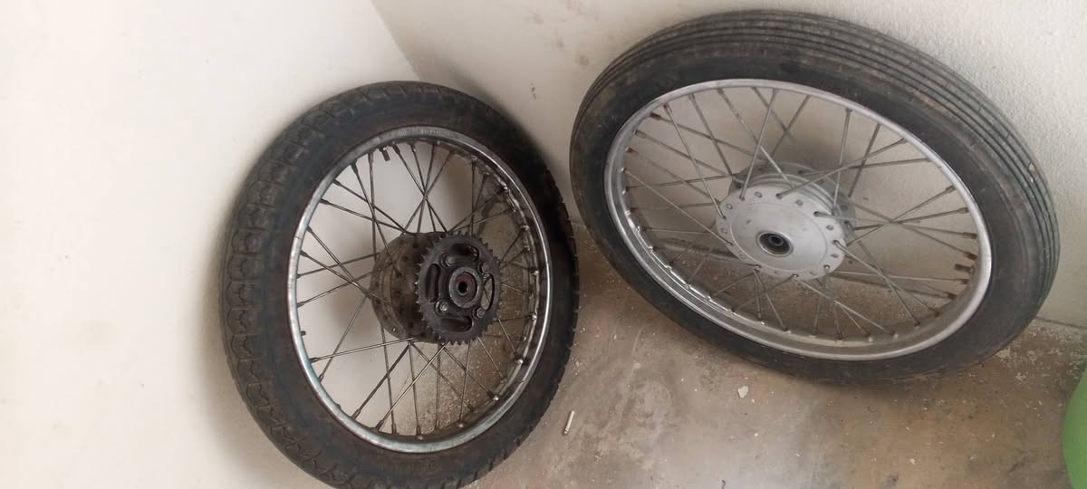 سلاو ئەدمینی بەڕیز ئەو شانسیو ئەشیایەم هەیە بۆ فرۆشتن شوین هەولیر کی ویستی چات بکەت


**إذا كنت صاحب هذا الإعلان وتريد حذفه لأي سبب، رجاءا أرسل رسالة إلى الدعم الفني**