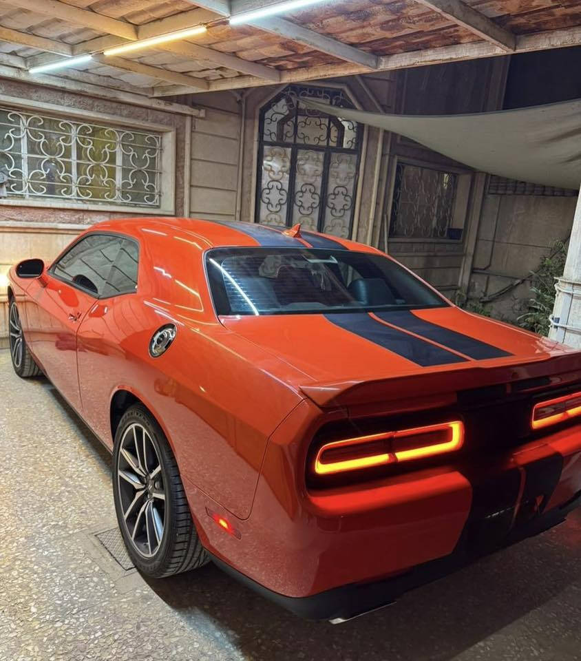 دوج جالنجر  {R/T} سوبر تراك باك
موديل 2022 رقم اربيل الجديد

ماشية 19 الف

5700

لون مميز برتقالي

فول مواصفات عدا الفتحة شاشة كبيرة كار بلي 

سوبر تراك باك دكمة سبورت تراك دراك

حساسات خلفية امامية

كشنات كنتارة وجلد حضن

خزن ميموري بالكشن

وارد امريكي ضررها بحدادة التاير الايمن الامامي ايرباك الكشن والبردة ضاربه فقط 

مكان السيارة البصرة

***********

سعر خاص
