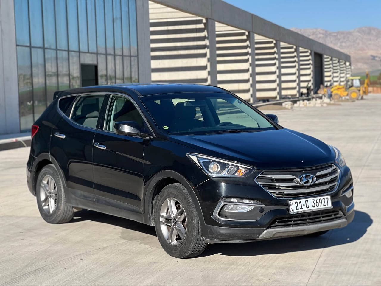 2018 HYUNDAI SANTAFE
سبوخ بولند جملخ بي داخلي 
ايرباك سوكان سيستم 
به رد رادار شريكه 
گئرو مه كينه به شه رت 
رقم سه نه وي جديد تا2030
سعر 142مجال
شوين ئاكري 
***********واتساب أربيل, العراق
