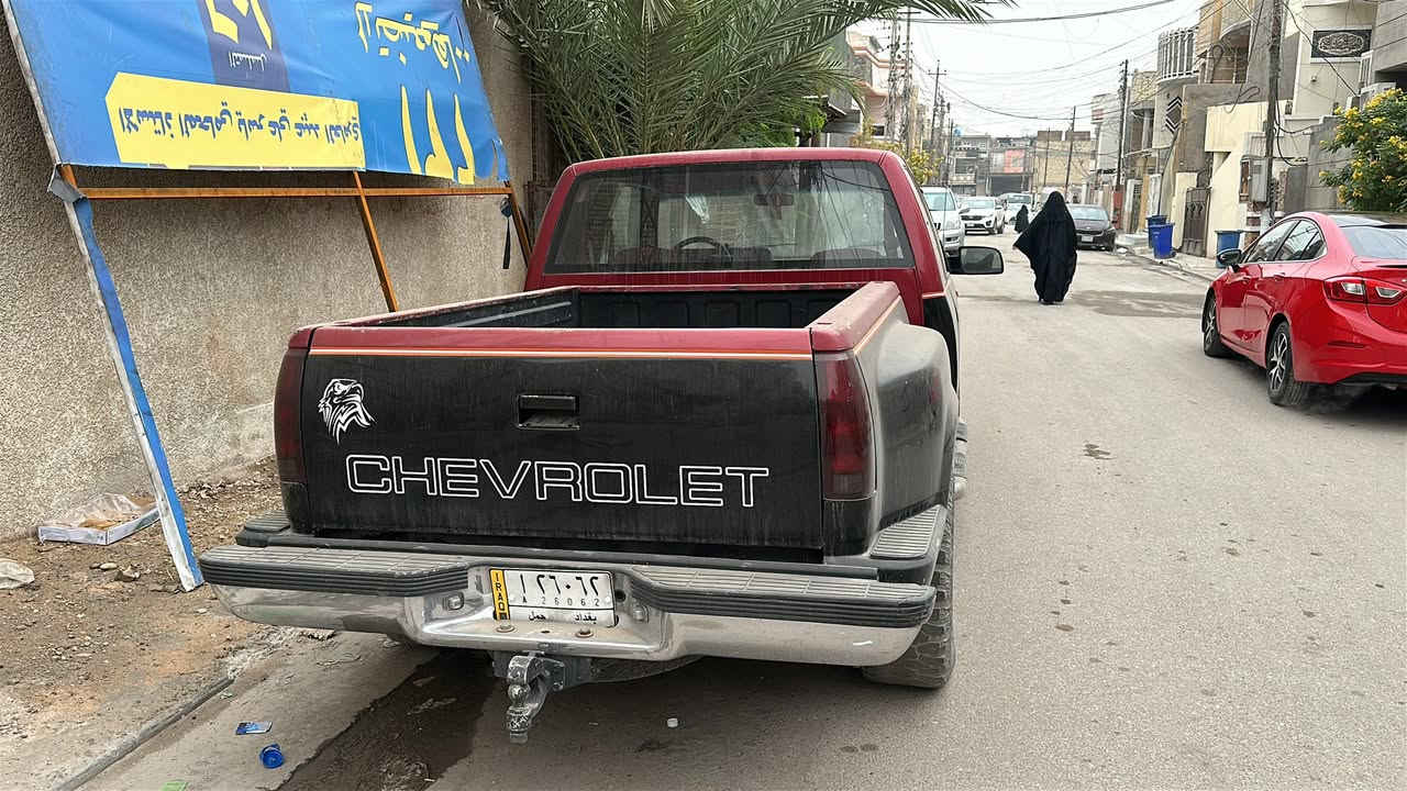 موديل ٩٣ نظيفة جداً رقم بغداد مشروع وطني باسمي  نظيفة جداً مكينة 454  كير 1000  مكينة وكير وصدر وتبريد كله تمام 
مكانها تقاطع درويش الاعلام 
***********
