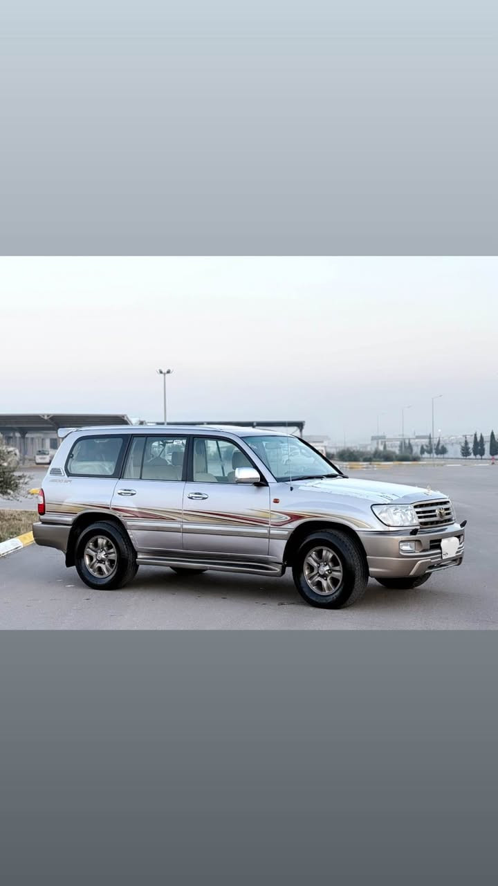 Land cruiser 2005 
مۆنیکا ٢٠٠٥ G.X.R
فوول مواسەفات 
تەحویلی ئەصڵ 
گێڕ ئۆتۆماتیک و ناو زەرد
سەلاجە و سڵاید 
فۆڕمیگا و قوفلی ئەکسل 
سێ ڕیز کوشن و تەبرید مەرکەزی
تەنها یەک چەمەلەغی پێشەوە بۆیاخە بێ ناوگرتن 
گێڕ و مەکینە و ئەکسلی بەشەرت
سەنەوی تا ٢٠٢٨ تازەیە و بەناوی خۆمەوەیە 
دەعمی بۆ دەعمی بەشەرت و چرکەی تیا نیە
١٨٥ گەڵا و کەمێک معامەلە 
*********** السليمانية, العراق
