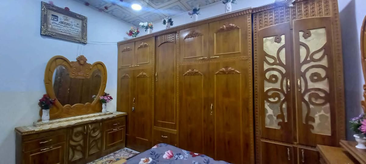 غرفه للبيع ضخمه
اخو الجديد
سعر 800وبي مجال


**إذا كنت صاحب هذا الإعلان وتريد حذفه لأي سبب، رجاءا أرسل رسالة إلى الدعم الفني**