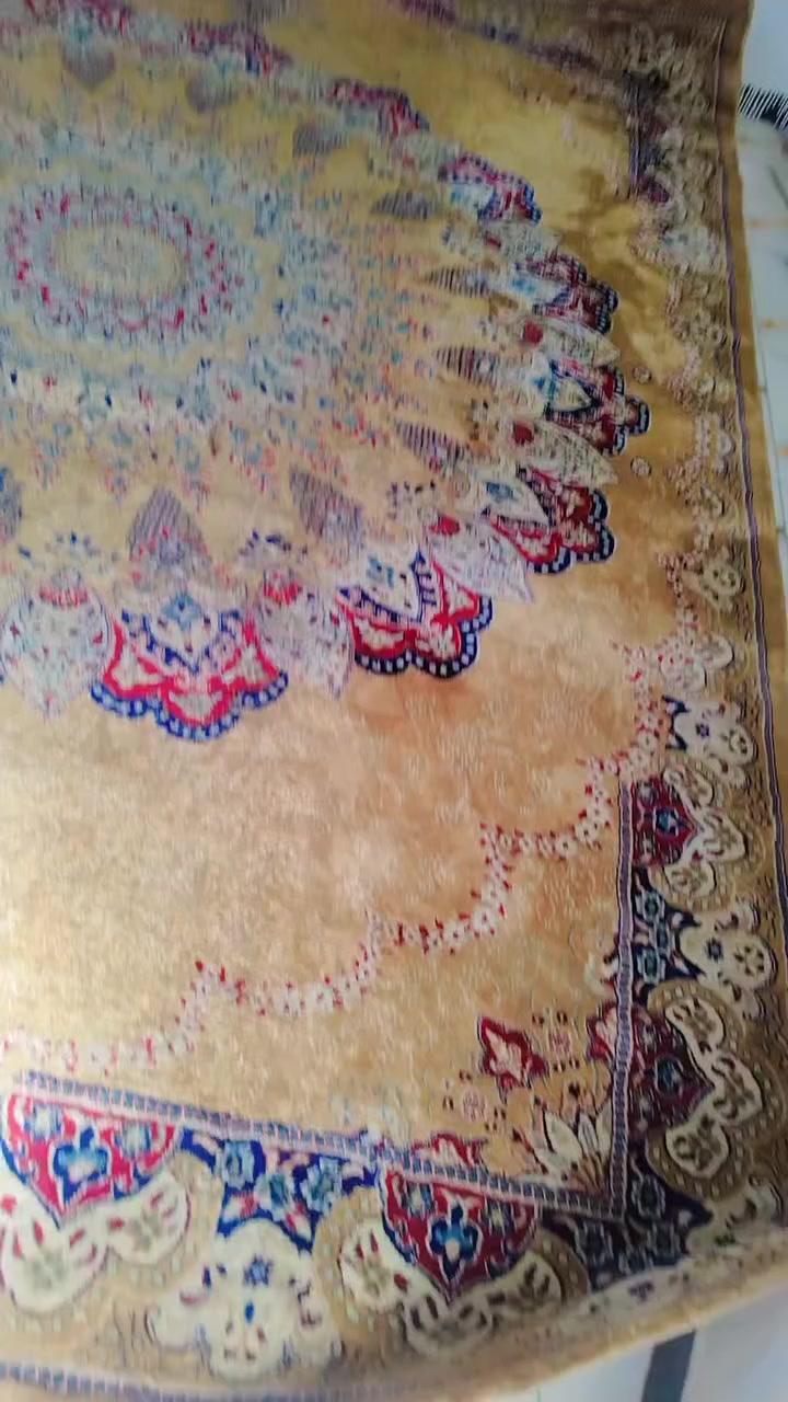 زولية كاشان اصليية درجة اولى تجنننن ذوووق ورسم يجنن🔥🔥🔥
الزولية 5*4 وجديددة نظيفة كلش 
راقي درجة اولى 
للطلب تواصل على الخاص
العنوان بغداد 
الاولوية للطلب المسبق
🌹🌹


**إذا كنت صاحب هذا الإعلان وتريد حذفه لأي سبب، رجاءا أرسل رسالة إلى الدعم الفني**