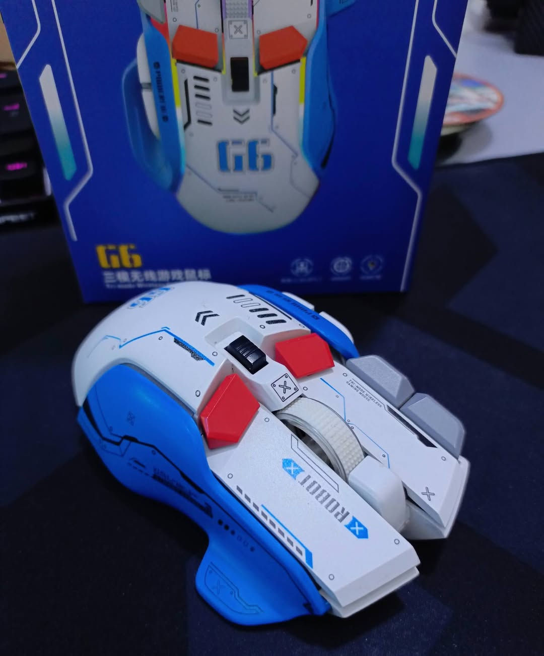 السلام عليكم
كيبورد + ماوس 

مواصفات الكيبورد(ريد سويج - ARGB - شركه Royal Kludge ـ سلكي - متوفر بيه برنامج سوفت وير على الpc تكدر من عنده تسوي هواي اشياء مثل المايكرو + تخصيص أنارة الRGB)

الكيبورد شي مرتب الي يرده بالخاص السعر

موصفات الماوس(سايلنت - بيه اختصارات - اوتو كلك - وايرليس+بلوتوث+سلكي - 4000 DPI - وبيه اكثر من وضع في الRGB) ملاحظة: الكيبل الي يجي ويه الماوس ضايع

الماوس خسرت بيه نص سعره الي يريده يتفضل عل خاص

توصيل متوفر بغداد الكرخ

واتساب+تلكرام : 
***********
***********
