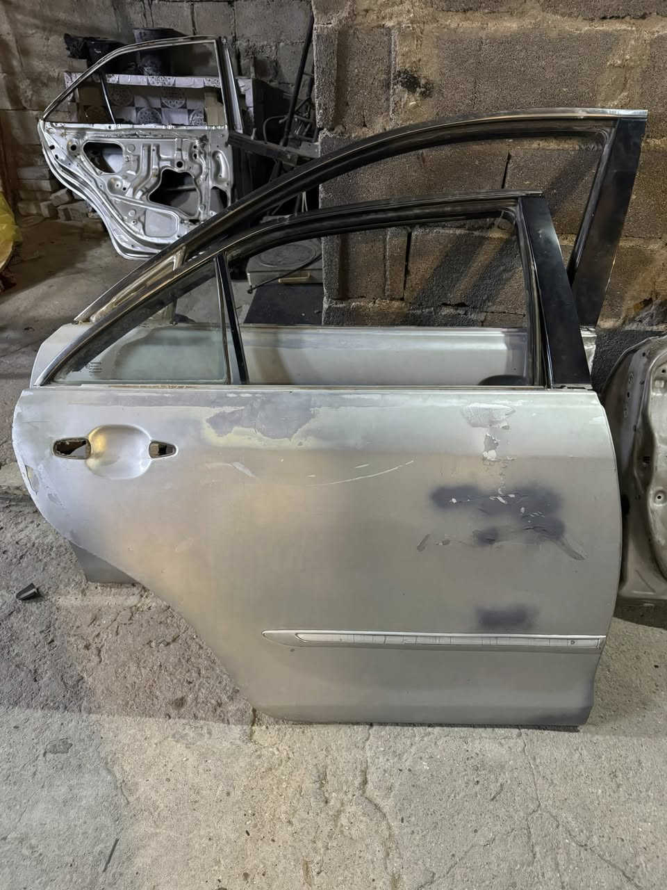 سلام عليكم بيبان كامري
عدد 4 فارغ سعر 125 وبيهن مجال 
 شريحه***********
*********** واتساب
