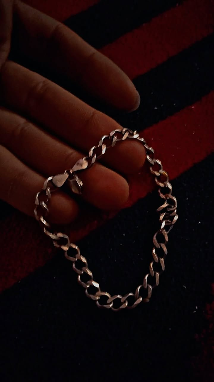 لبيع فضه اُصًلًيےّ ***********
