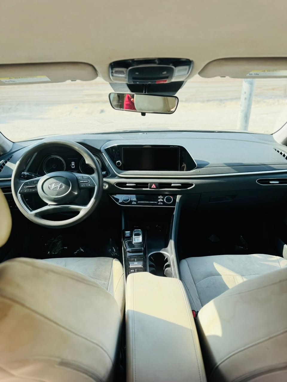 سوناتا 2023 @                                                                         وارد امريكي كفاله عامه كلين  لون اسمنتي                                رقم بصره باسمي السعر 205 اي استفسار 📞*********** مكان السياره بصره
