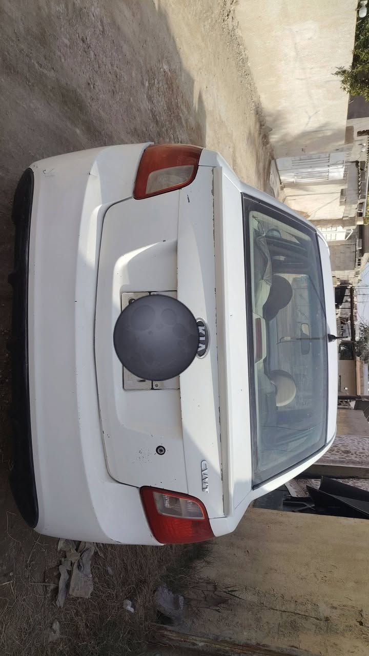 السلام عليكم عندي كيا ريو 2011 مقدس رقمها اربيل القديم صاحب السنويه كردي الوكاله خاص او عامه   باسم ولد من بغداد الحسنيه الى حق التحويل بس الوكاله 2017  بس جدده  وتحول  النقص اللي بيها الكير  النمره الخامسه مرات متاخذه والصدر تعبان وبيها ضربه جاملغ الخلفي مو حيل قويه ضربته يرادله ترتيب للمعلومات مصبوغه حزام باربيل... مكان السياره بغداد سعر ٦٠ وبيه مجال


**إذا كنت صاحب هذا الإعلان وتريد حذفه لأي سبب، رجاءا أرسل رسالة إلى الدعم الفني**