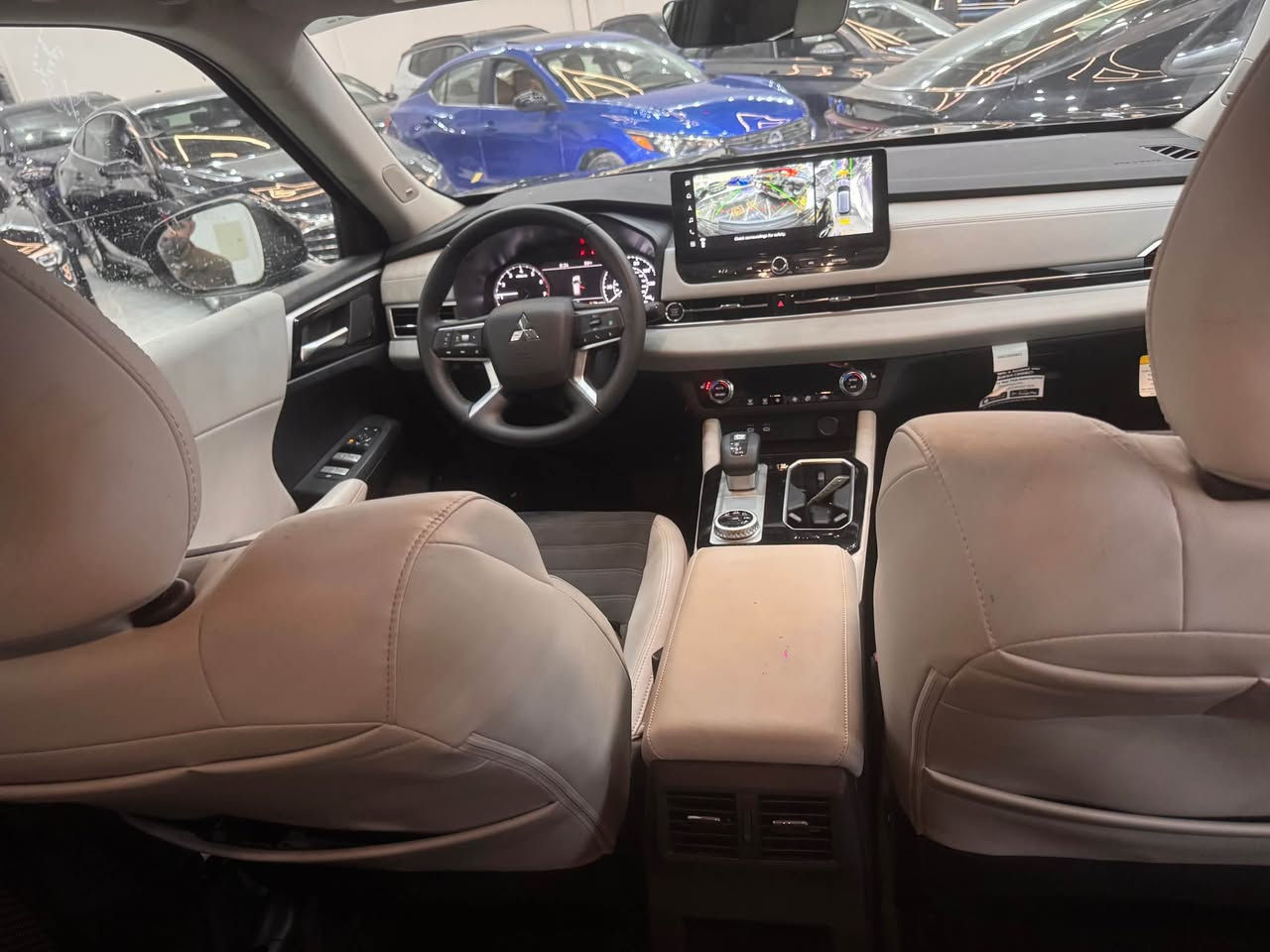 مستربوشي اوتلاندر 2025 شكل جديد se
فول ماعدا فتحة
محرك 2500🚀
ضرر فقط قبغ جنطة 
بدون ايرباك 💯)
ماشية 3 الف

مواصفات 
٥ كاميرات
صندوق كهربائي
دبل اكسل
بصمة
٧ راكب
كاميرا
حساس امامي و خلفي 
رادار امامي و خلفي و جانبي
لايت زينون
لايت ليد
بلاجكتور
تحديد السرعة
تحديد المسار
نظام ايكو 
نظام سبورت
٥ نظام 
ويل كب كروم R20
بريك بصمة
تبريد قطعتين
شاشة كبير
كاميرا

سعر ٢١٥ ورقة و مجال بسيط 
اربيل معرض نجوم الامارات
***********
*********** أربيل, العراق
