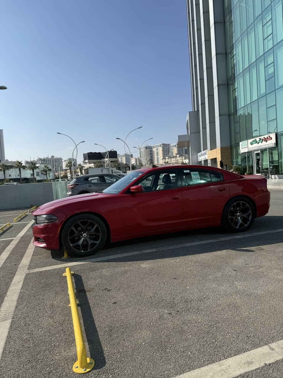 سلام عليكم
دوج جارجر رالي بلاص
مديل 2017 
فول موصفات 
فتحه 
كشنات تدفئه تبريد 
خزن ميموري 
دمام بصندوق 
مري قلاب 
تدفيه ستيرن 
كفاله عامه حته الدعاميات 
ورد كندي عداد. 260
ماشيه 68 الف ميل 
رقم اربيل بسمي 
تحويل او وكاله
العنوان بصره 
سعرها 250 وبيه مجال 
***********
