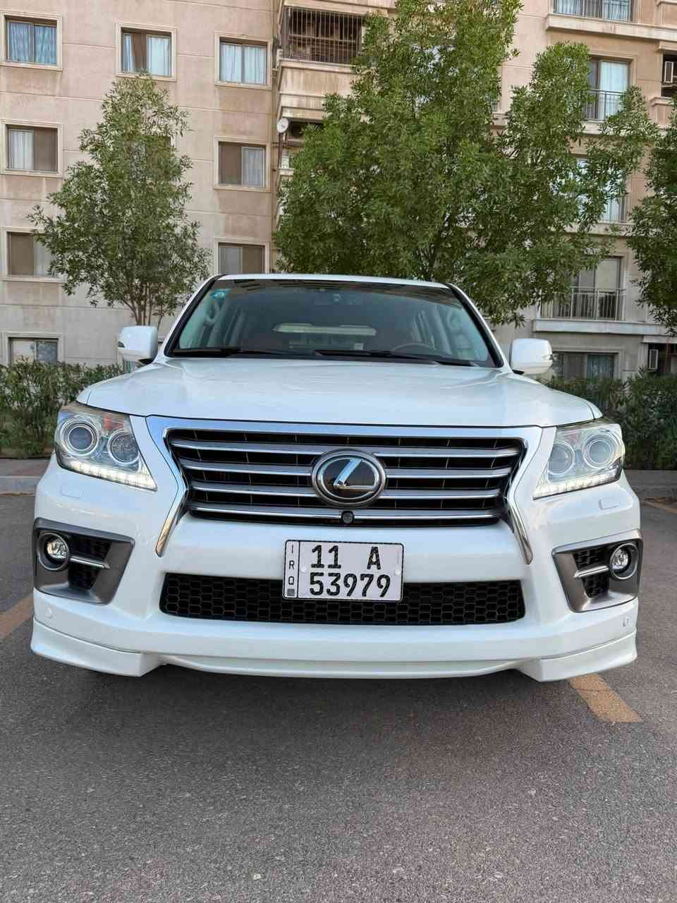 السلام عليكم لكزز 2013

السياره باسمي تحويل مباشر رقم بغداد الجديد وسنويه جديده 
LX570 spor S
السياره سونارهة مرفق مع الصور
ماشيه ٢٠٠الف 

مواصفات فول 1/1 

فتحه سقف

لايت زنون  

شاشه جبيره + كاربلاي 

كشنات جلد + كهرباء

مري شفط  

جكات تصعد تنزل 

خمس بصمات 

جنطه كهربائيه 

تحكمات ستيرن 

ستيرن هيتر 

كشنات حار بارد

تشغيل عن بعد 

رادارات جوانب 

رادار امامي 

مثبت سرعه 

تحديد مسار 

مانع تزحلق 

7 راكب 

3 قطع تبريد

كشنات تدفئه تبريد 

كامرات محيطيه 

زراك لايت 
___________________________

والسياره جديده بمعنى الكلمه جاهزه من 
كلشي للأخير استعمال شخصي  

مكانها بغداد حي العدل
***********
